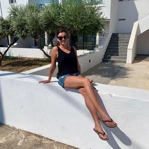 Meet your Posher, Veru